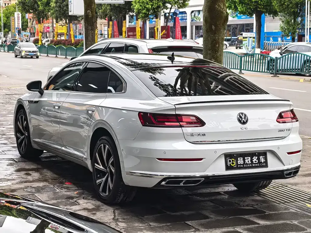 Volkswagen CC — фото 4