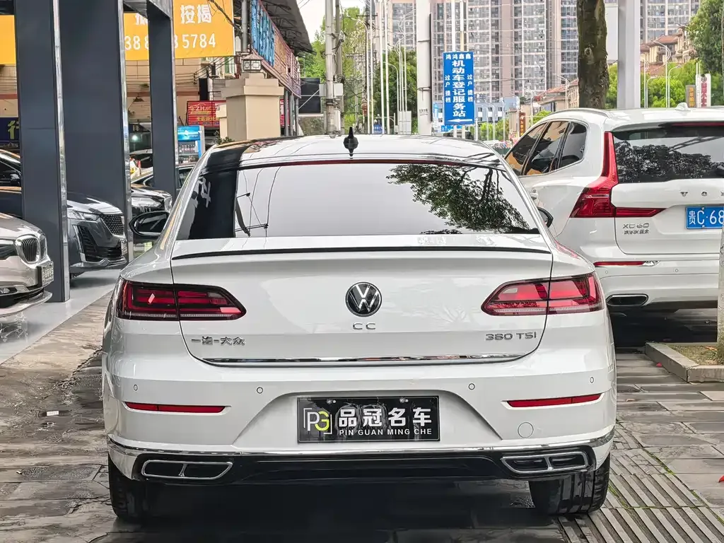 Volkswagen CC — фото 8
