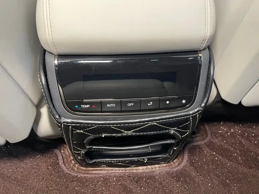 GAC Motor Trumpchi GS8 — фото 2