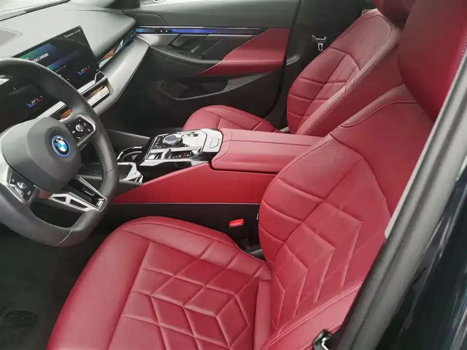 BMW i5 2025 из CN, фото 5