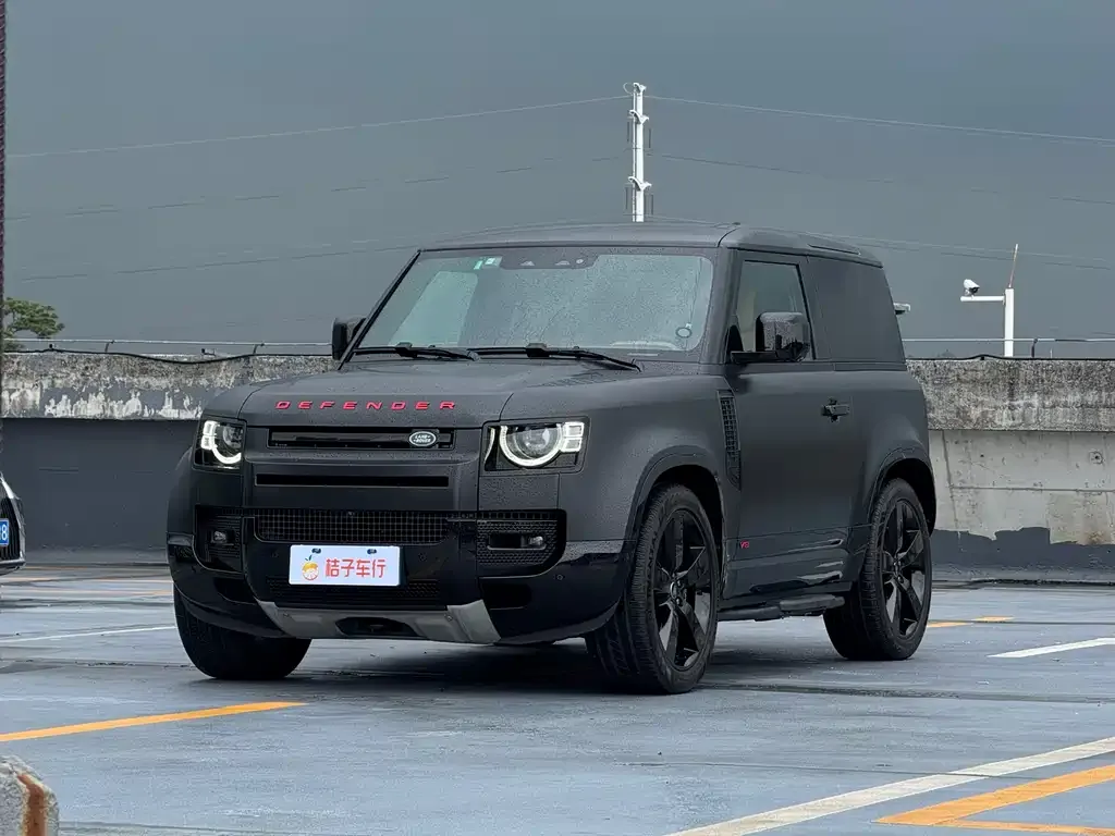 Land Rover Defender — фото 10