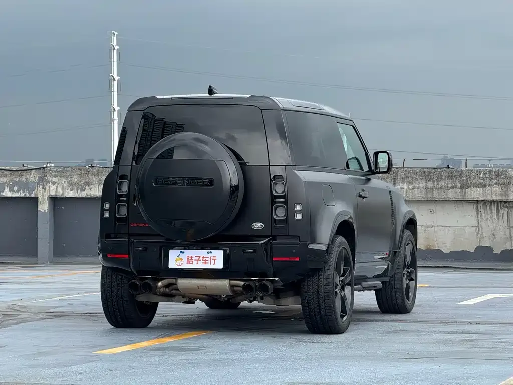 Land Rover Defender — фото 5
