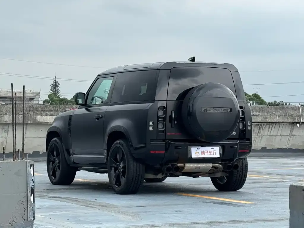 Land Rover Defender — фото 4