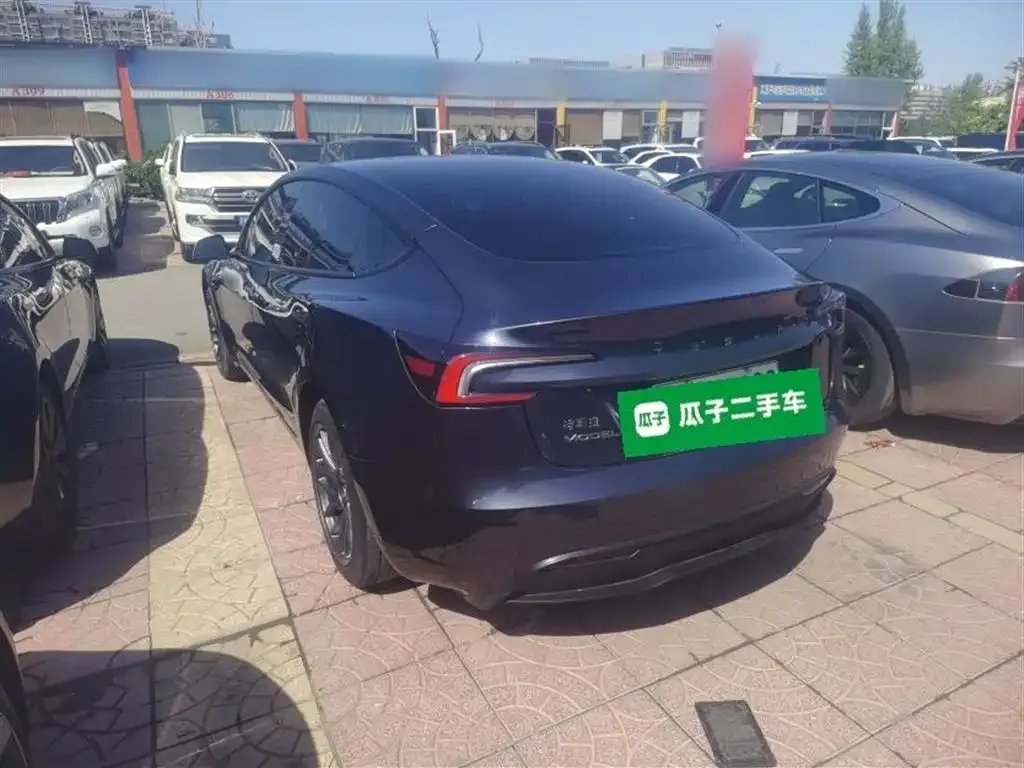 Tesla Model 3 — фото 5