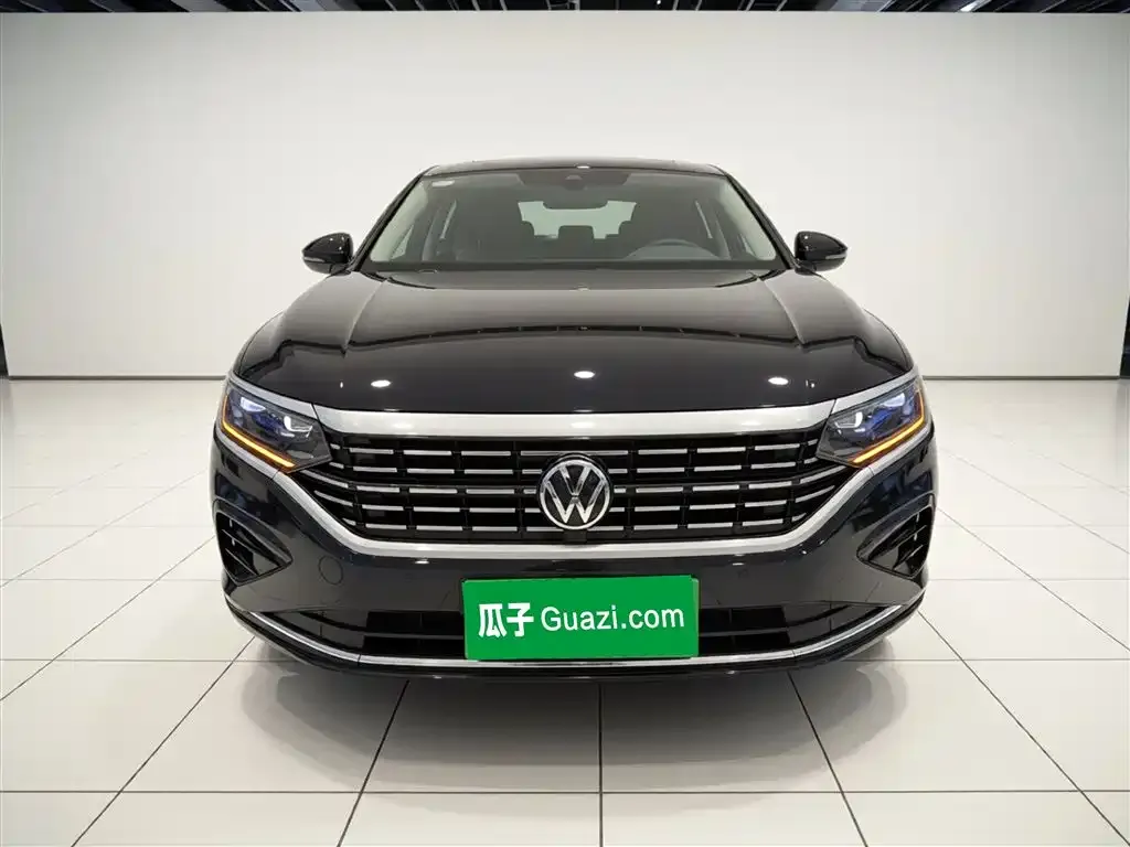 Volkswagen Passat — фото 3