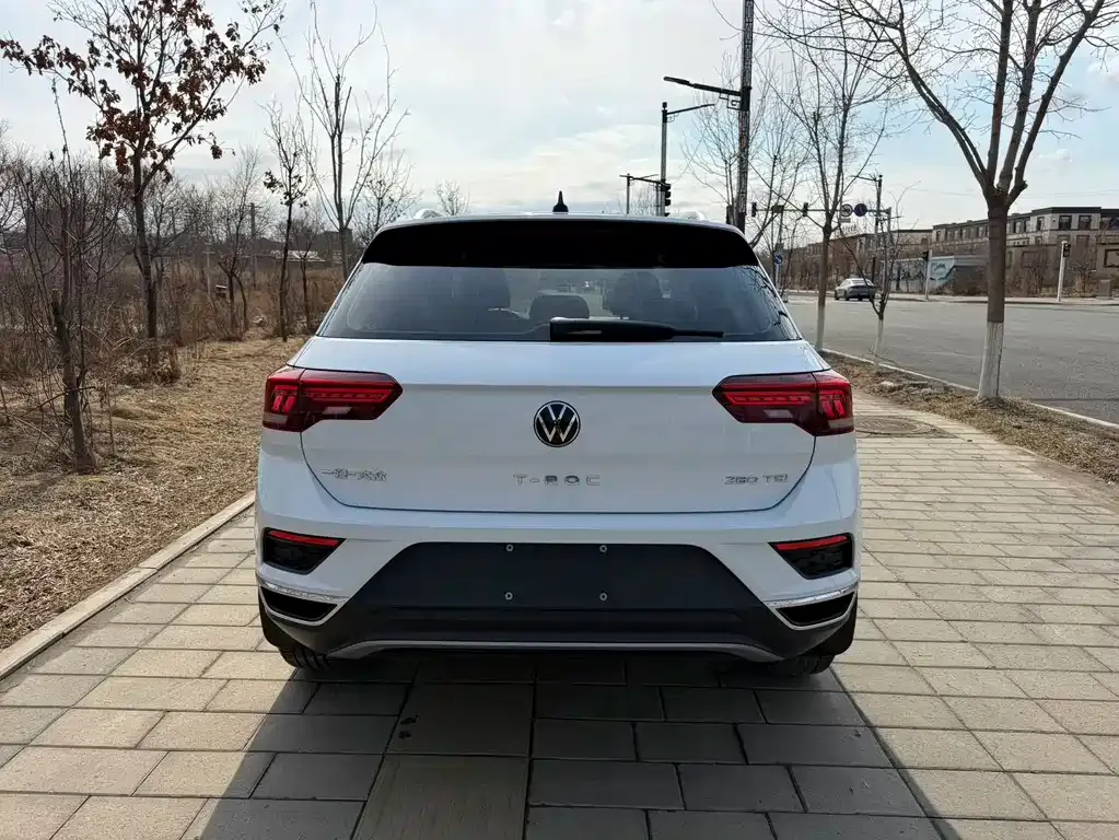 Volkswagen T-Roc — фото 4