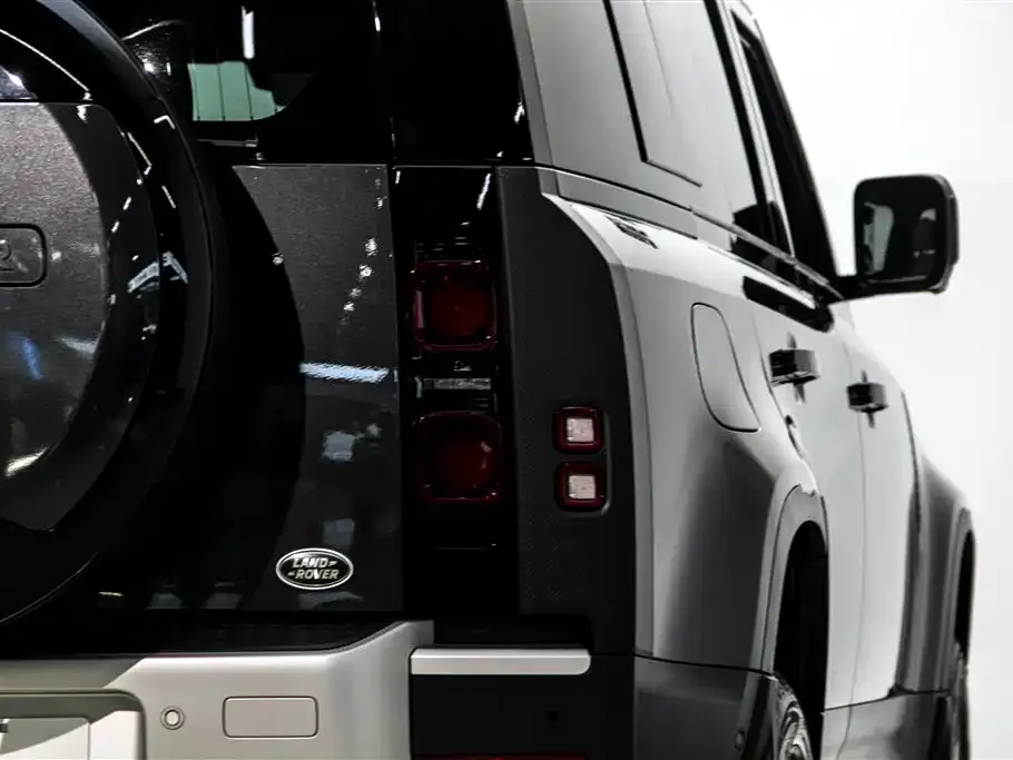 Land Rover Defender — фото 2