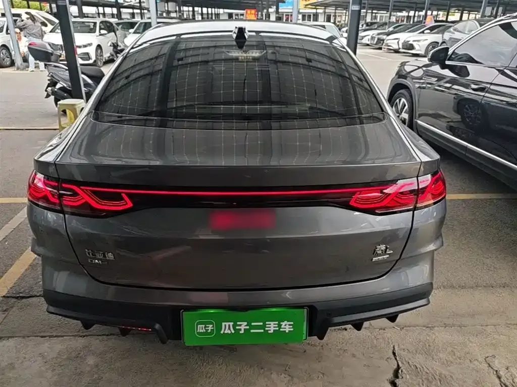 BYD Qin L — фото 8