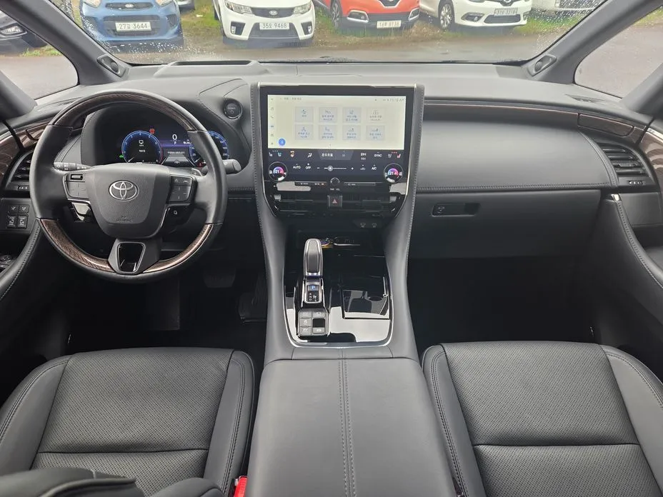 Toyota Alphard 2024 из KR, фото 8
