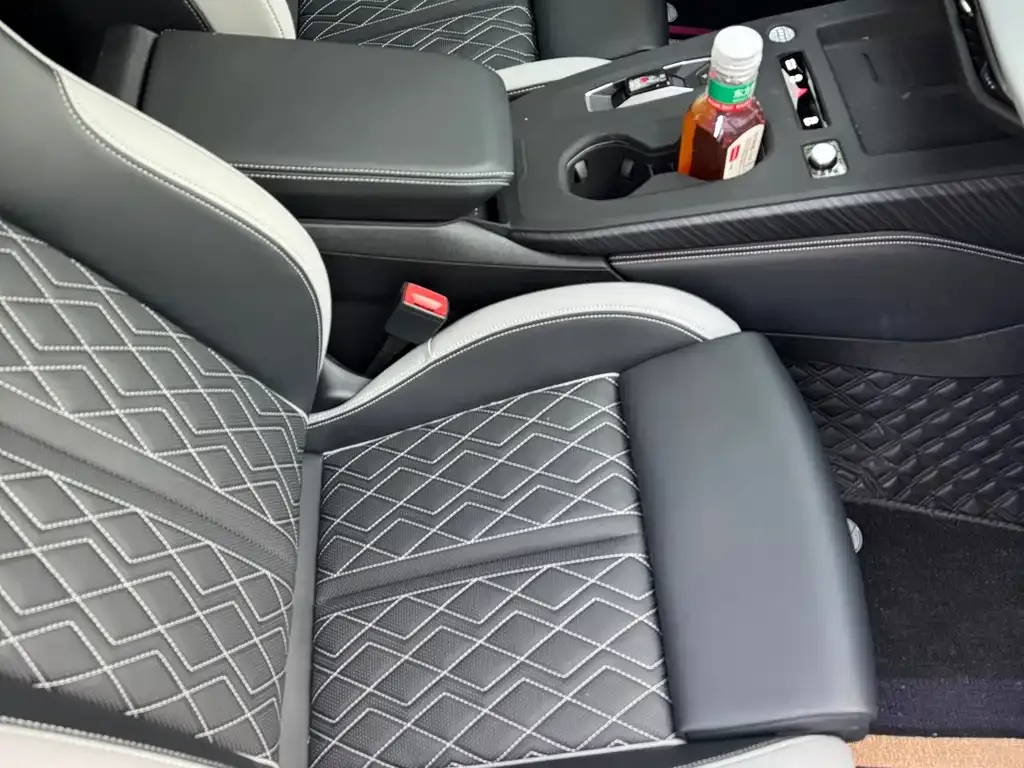Audi A5L 2025 из CN, фото 3