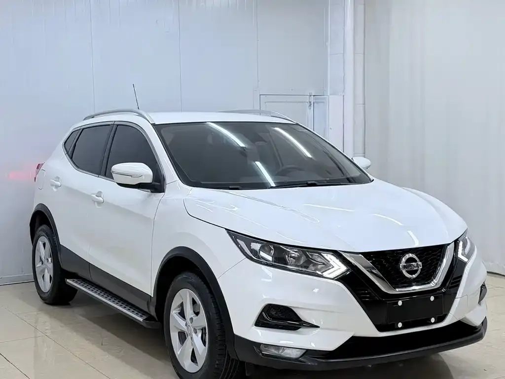 Nissan Qashqai — фото 4