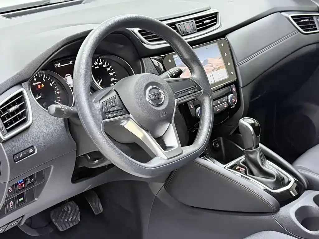 Nissan Qashqai — фото 10