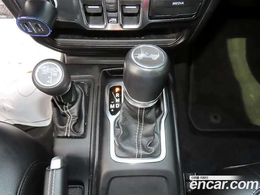 Jeep Wrangler 2021 из KR, фото 3