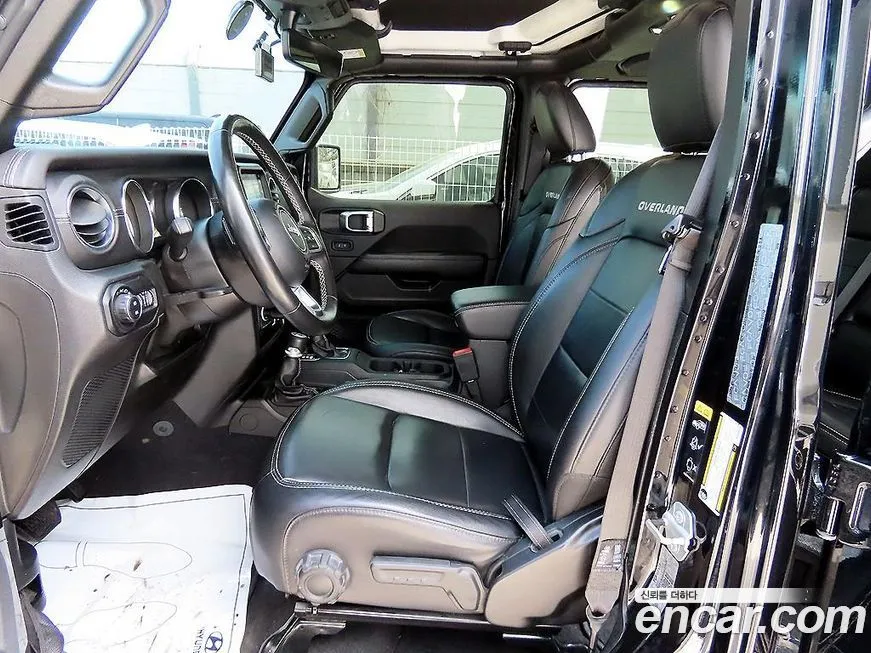 Jeep Wrangler 2021 из KR, фото 7