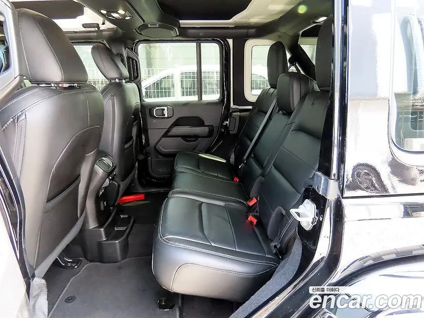 Jeep Wrangler 2021 из KR, фото 10