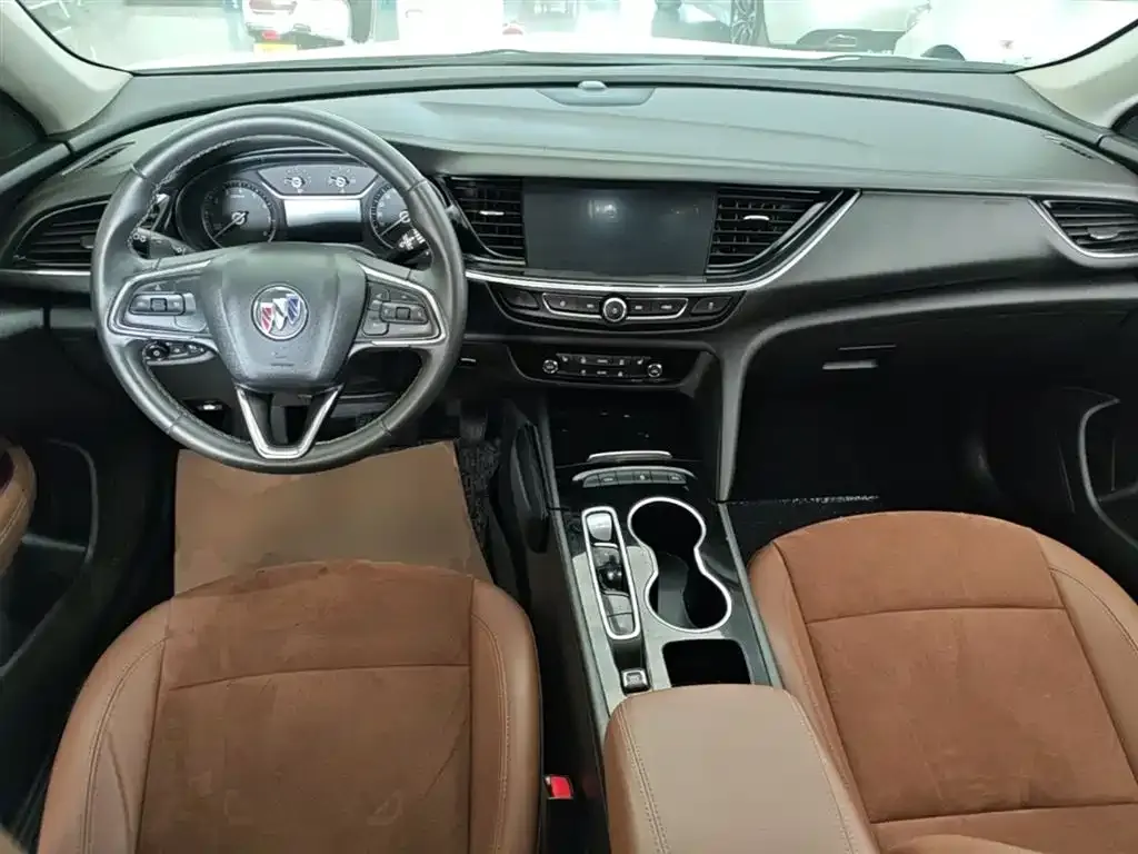 Buick Regal — фото 10