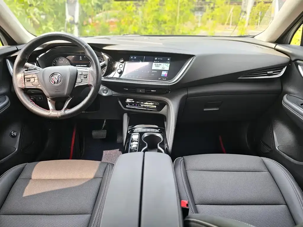 Buick Envision Plus — фото 4