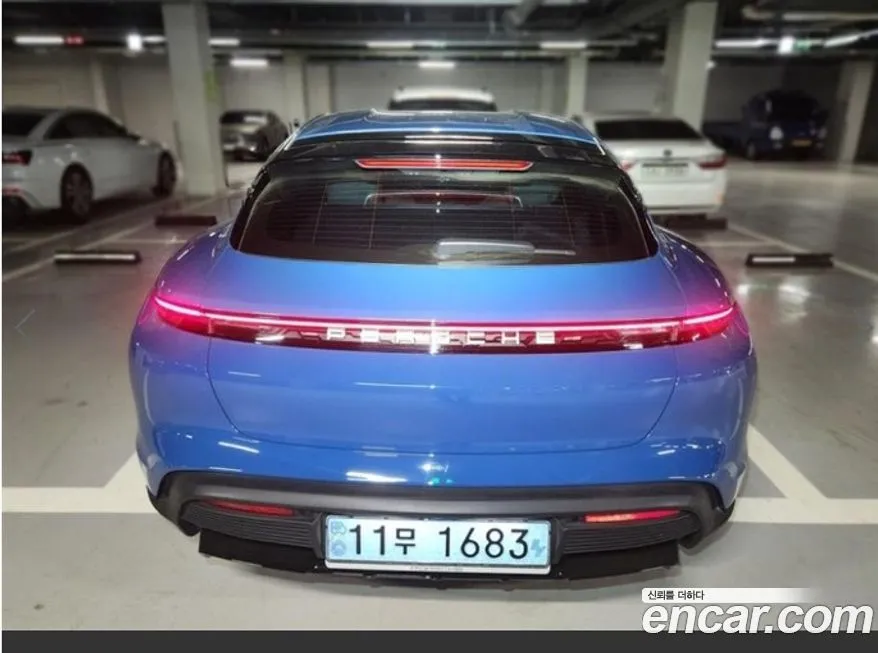 Porsche Taycan 2022 из KR, фото 3