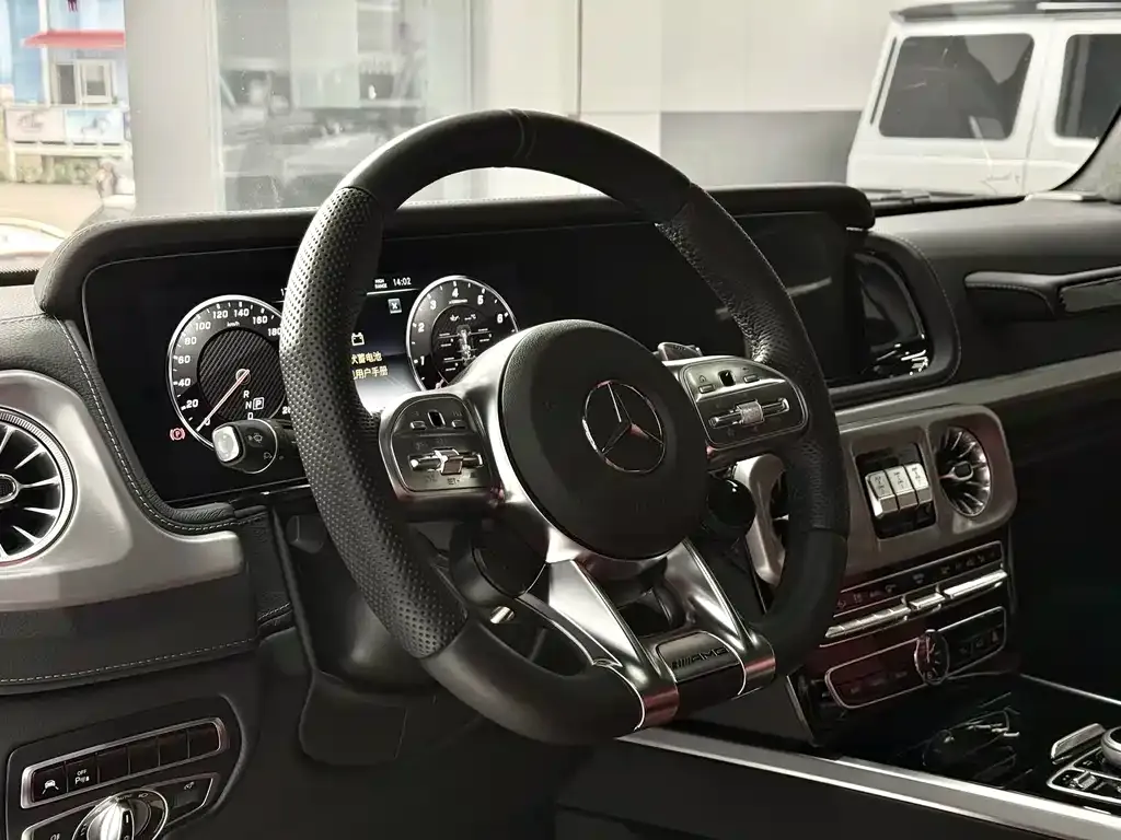Mercedes-Benz G-Class AMG — фото 6