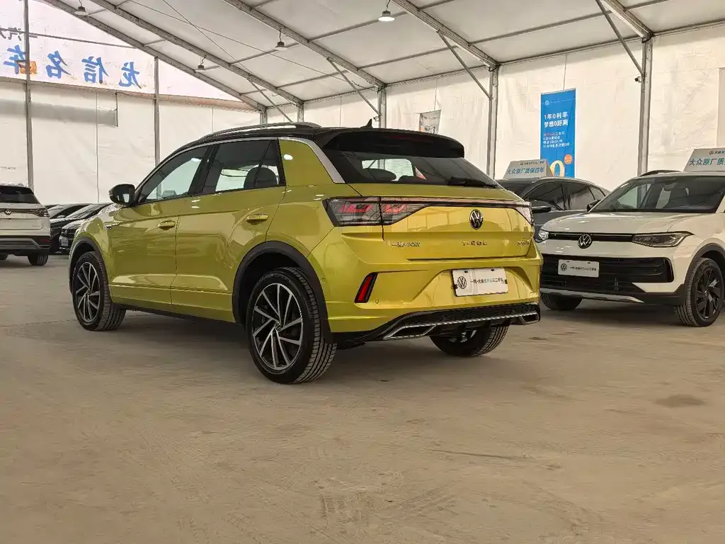 Volkswagen T-Roc — фото 5
