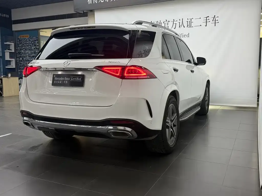 Mercedes-Benz GLE — фото 9