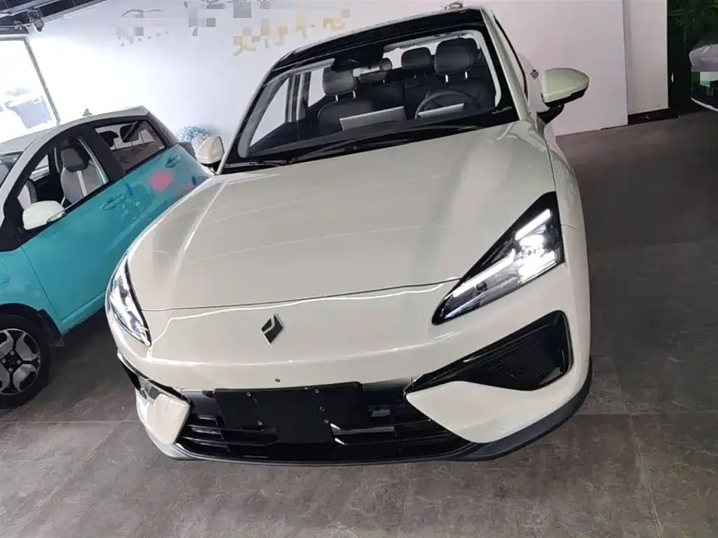 Baojun Yunhai 2026 из CN, фото 6