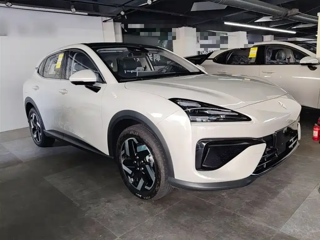 Baojun Yunhai 2026 из CN, фото 5