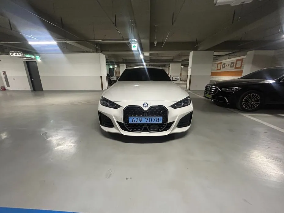 BMW i4 — фото 1