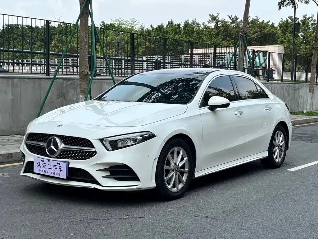 Mercedes-Benz A-Class — фото 1