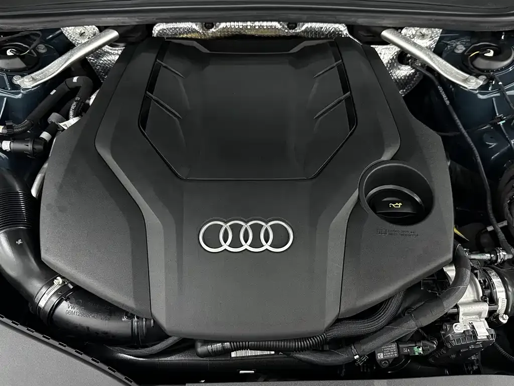Audi A7L — фото 7