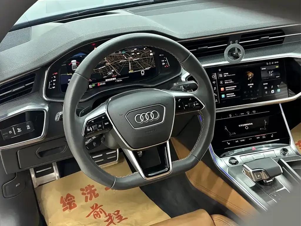 Audi A7L — фото 9