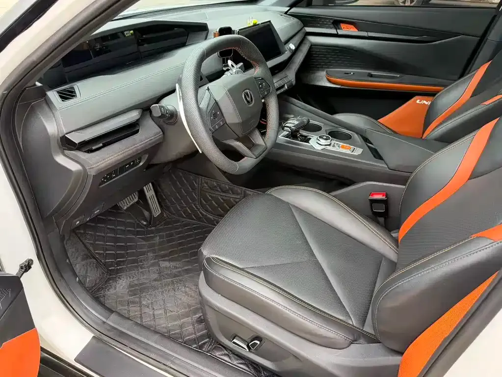 Changan UNI-V 2023 из CN, фото 8