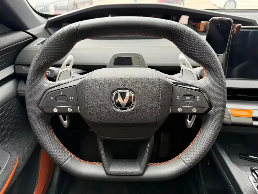 Changan UNI-V 2023 из CN, фото 7