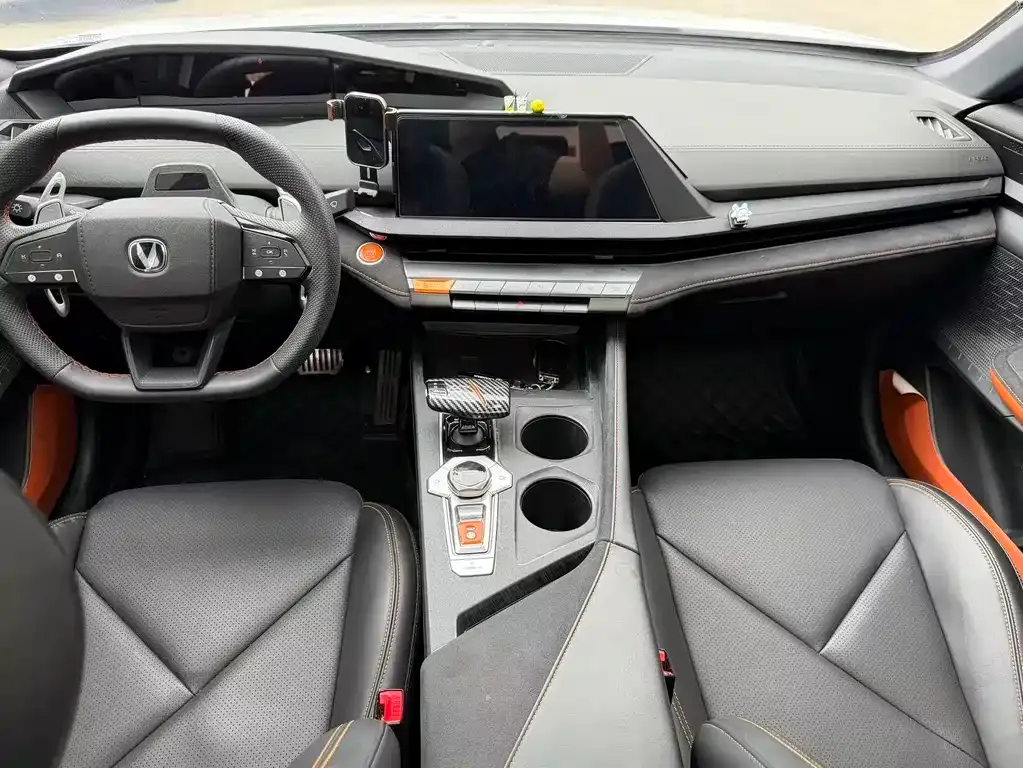 Changan UNI-V 2023 из CN, фото 4