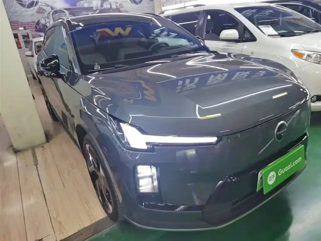 Volvo XC70 Plug-in Hybrid 2025 из CN, фото 7