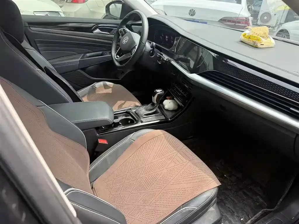 Volkswagen Passat — фото 6