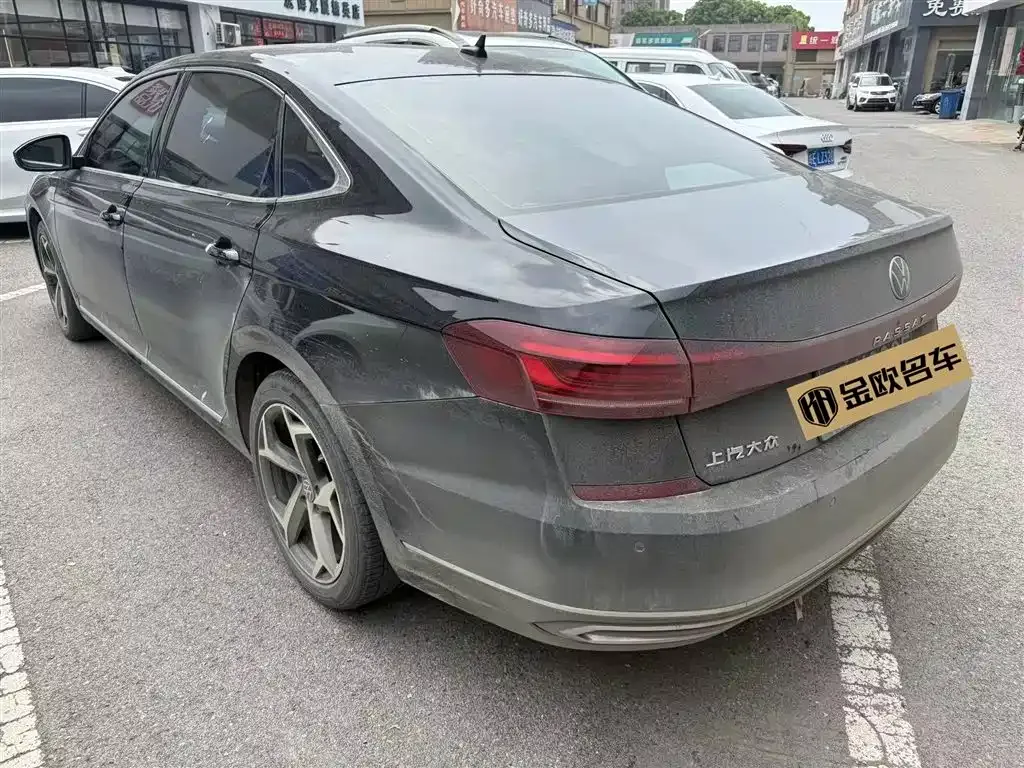 Volkswagen Passat — фото 3