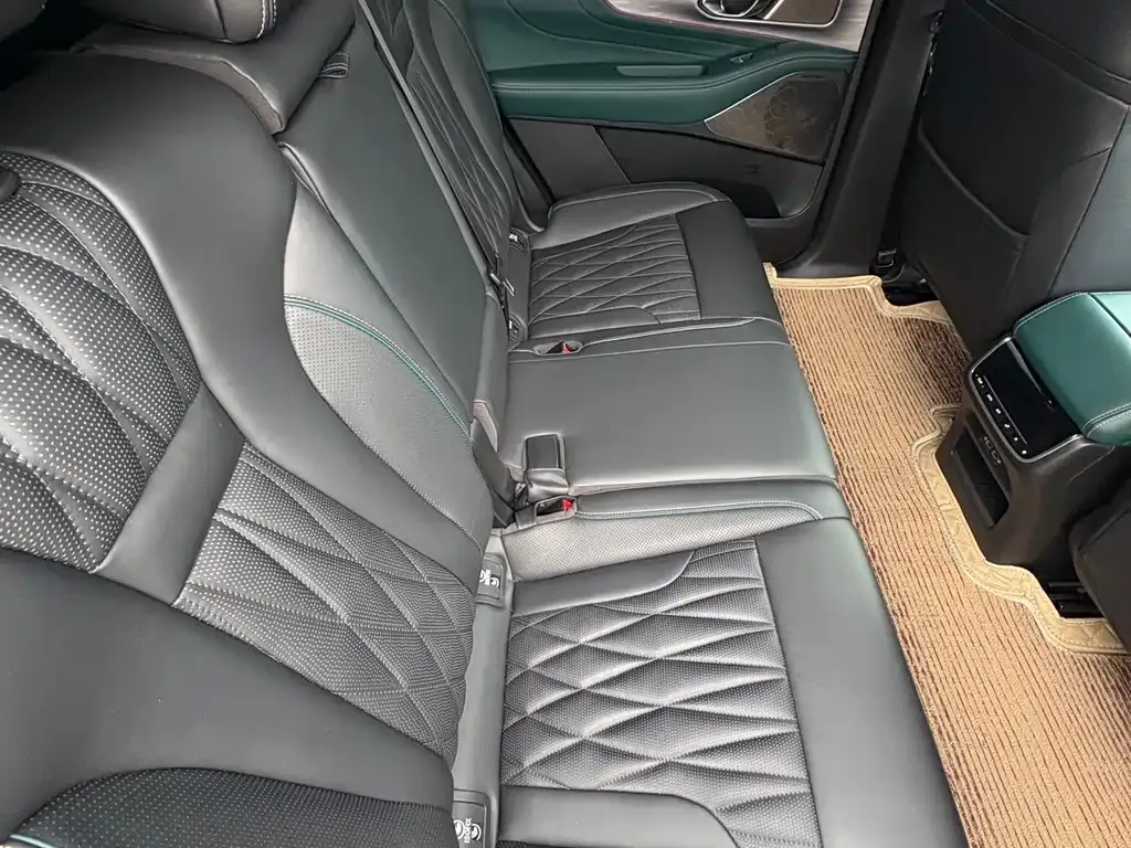 GAC Motor Trumpchi GS8 — фото 3
