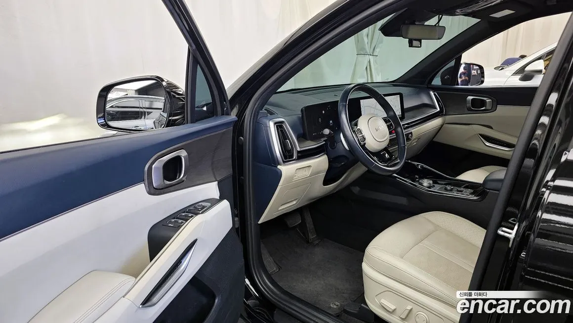 Kia Sorento — фото 10