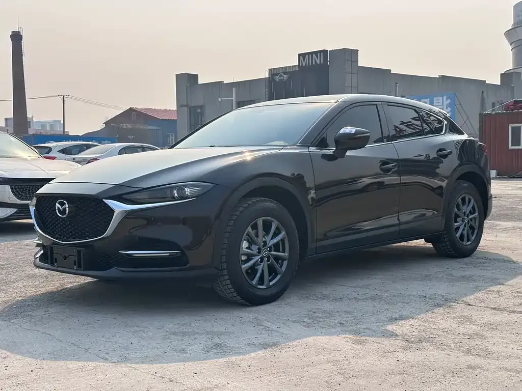 Mazda CX-4 — фото 1