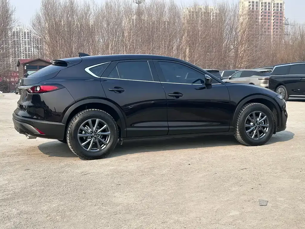 Mazda CX-4 — фото 9