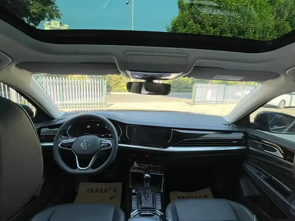 Volkswagen Passat — фото 7