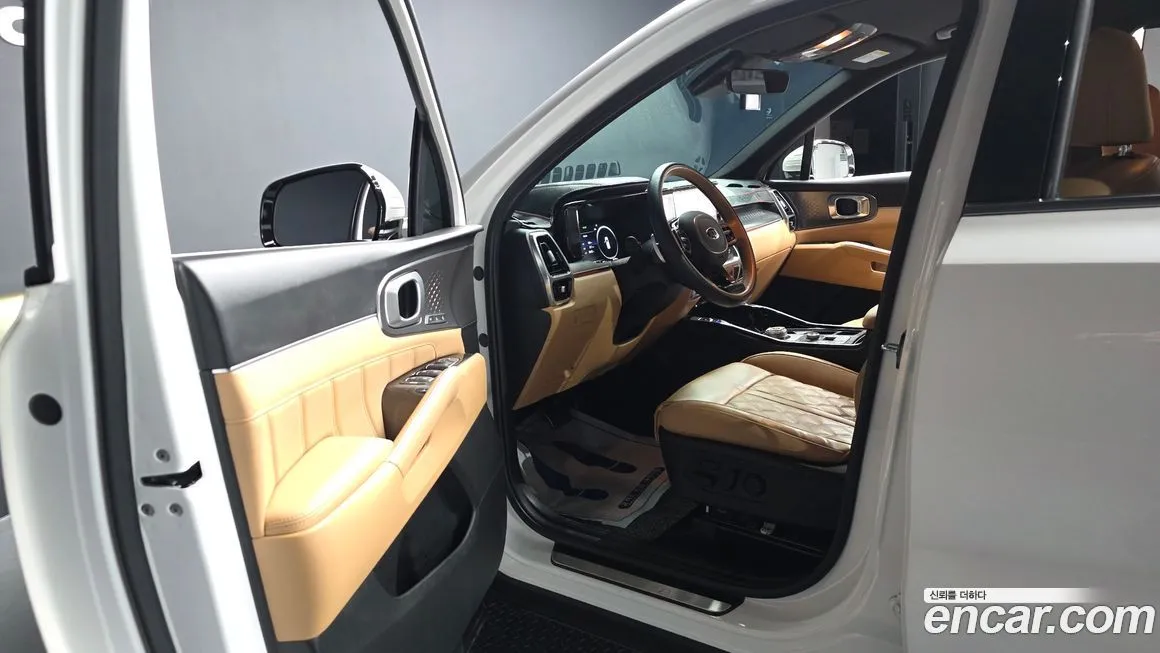 Kia Sorento — фото 4