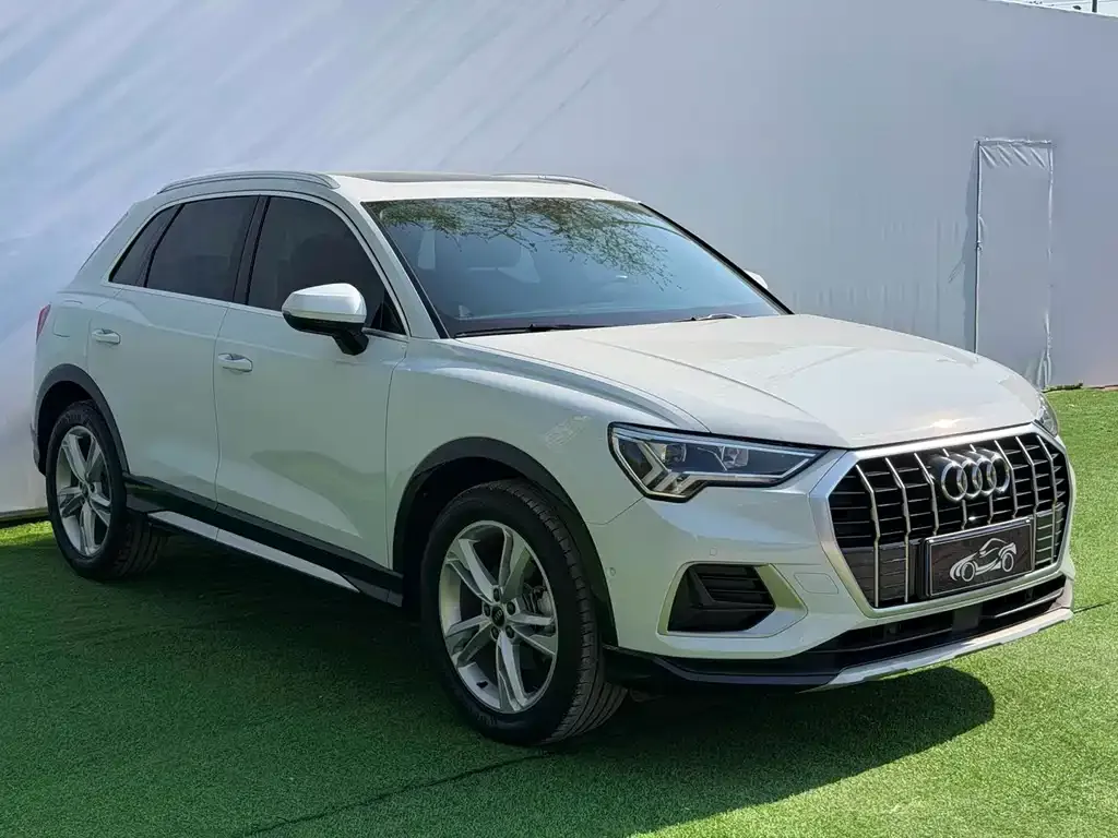 Audi Q3 — фото 6