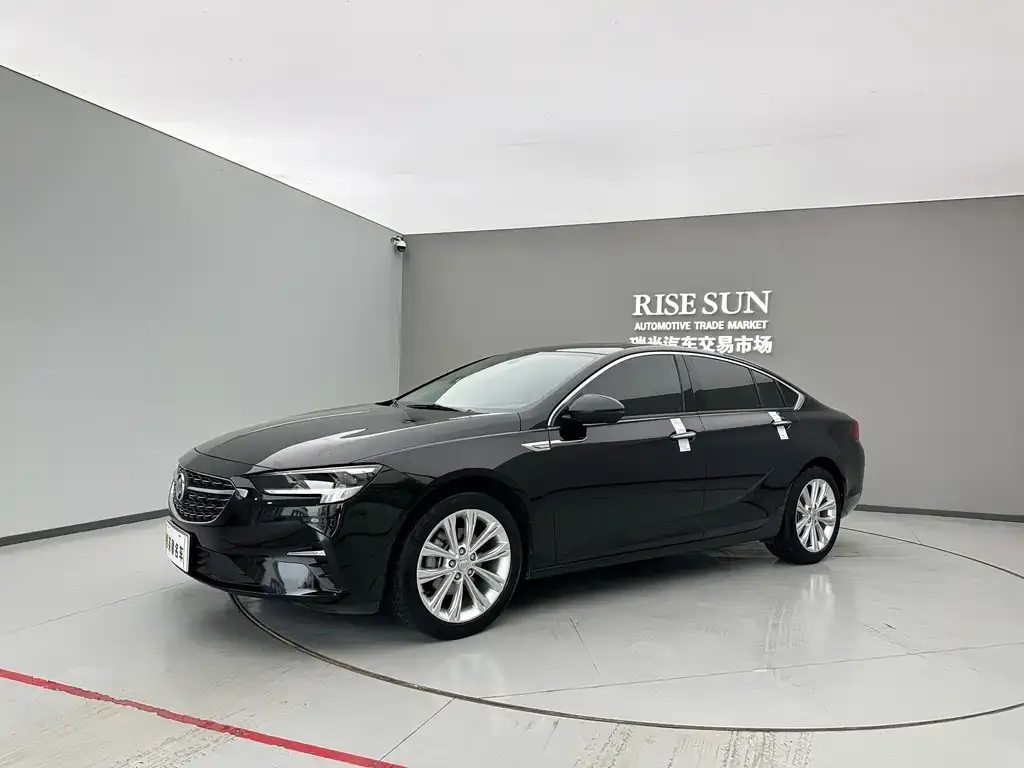 Buick Regal — фото 1