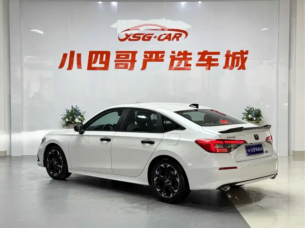 Honda Civic — фото 5