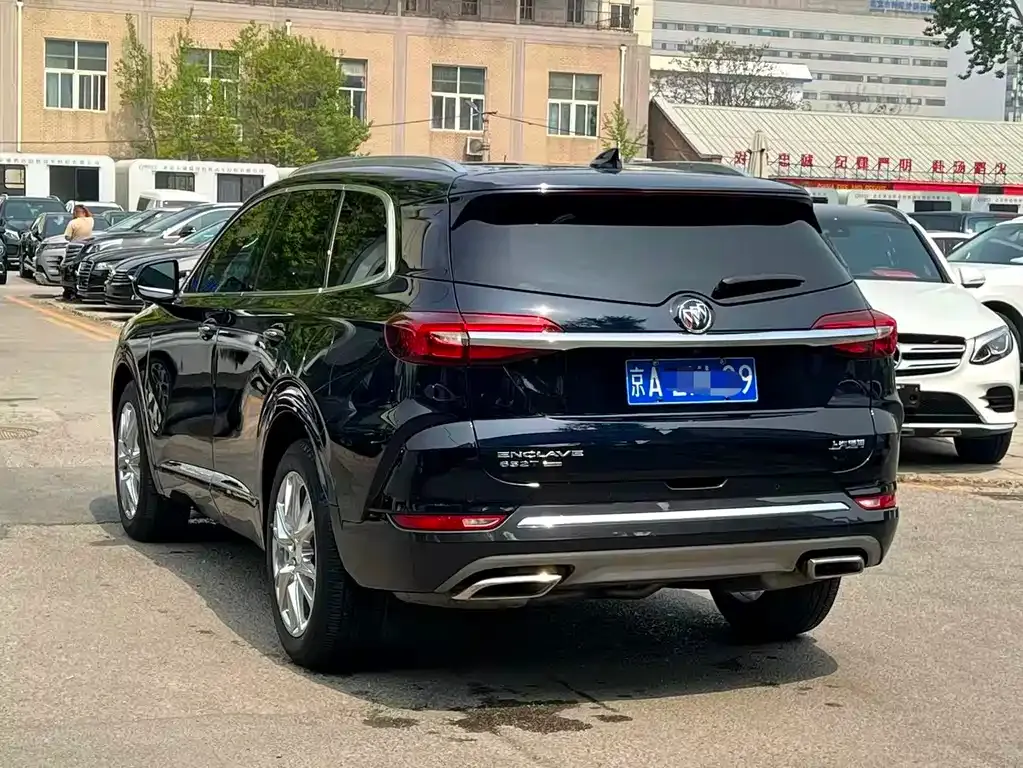 Buick Enclave 2022 из CN, фото 7