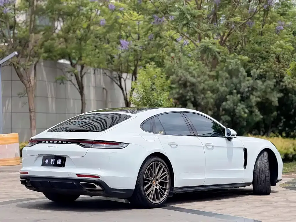 Porsche Panamera — фото 4
