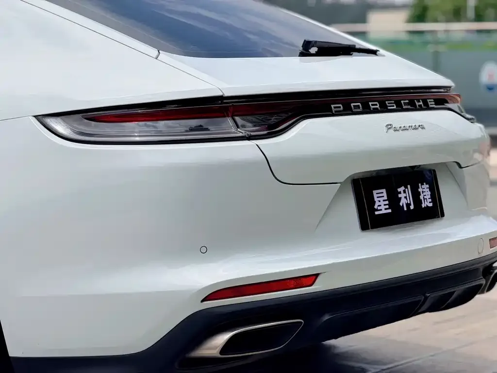 Porsche Panamera — фото 10