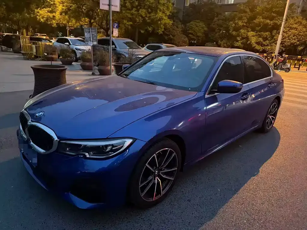 BMW 3 Series — фото 1